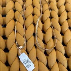 Gloria Vanderbilt Elegant Gold Necklace